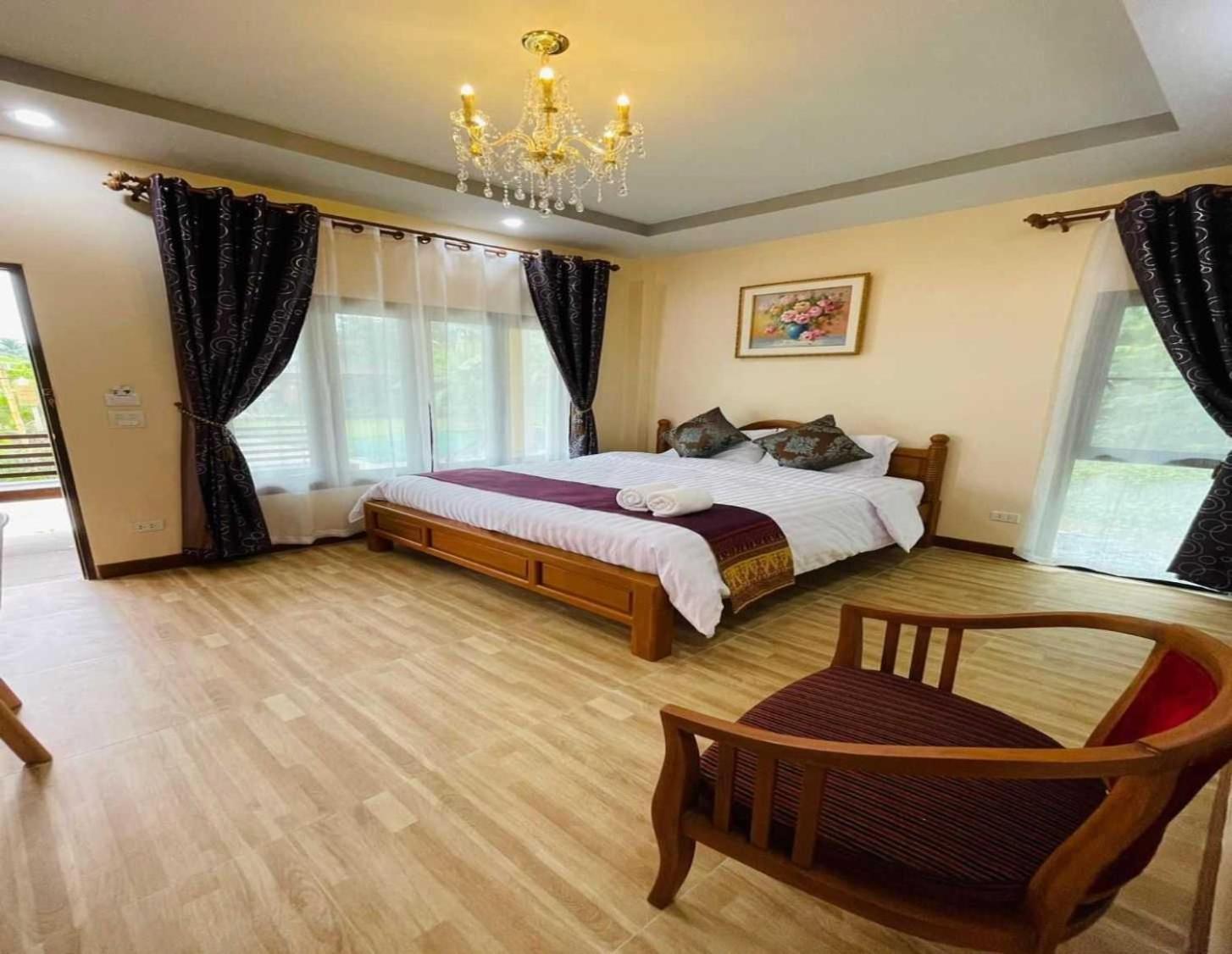 Capital O 75518 Baan Rose Resort Ao Luk Ngoại thất bức ảnh