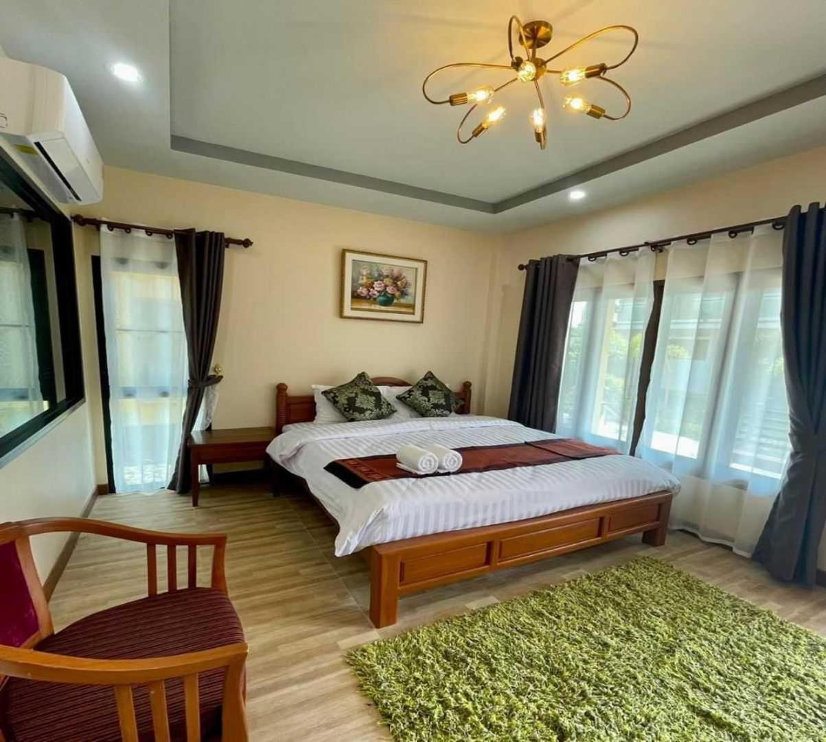 Capital O 75518 Baan Rose Resort Ao Luk Ngoại thất bức ảnh