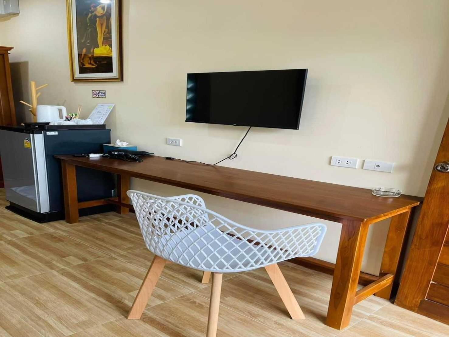 Capital O 75518 Baan Rose Resort Ao Luk Ngoại thất bức ảnh